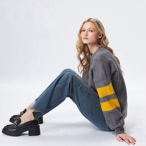 John & Jenn Georgie Sweater Oversized Knit with Stripes on Sleeves Size Medium